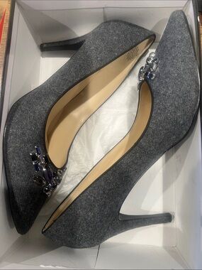Nine West Gray Pointed-Toe Jewel-Embellished Pumps